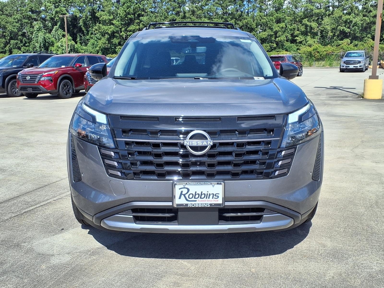 2026 Nissan Pathfinder Platinum Gray at Robbins Nissan