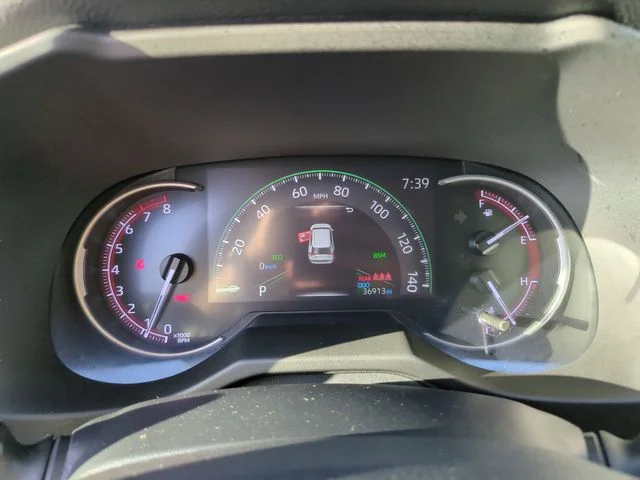 Used 2024 Red Toyota XLE Premium image 33