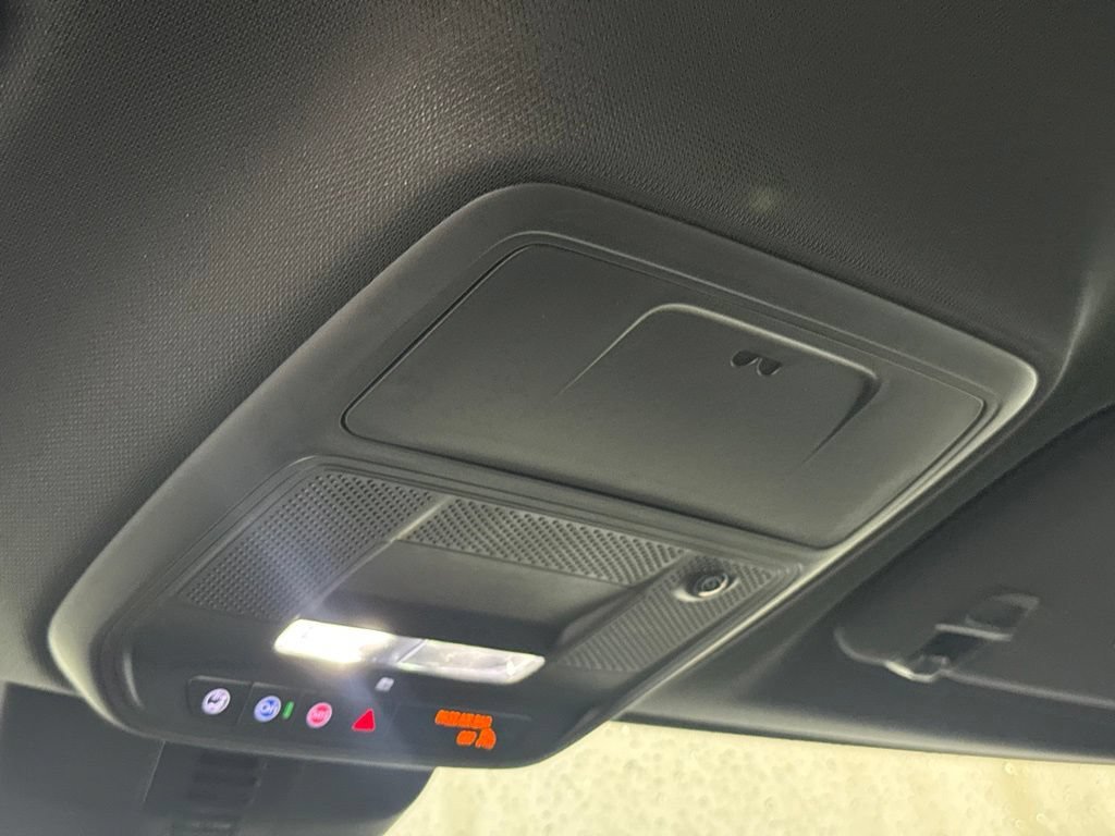 2027 Chevrolet Traverse LT - Photo 16