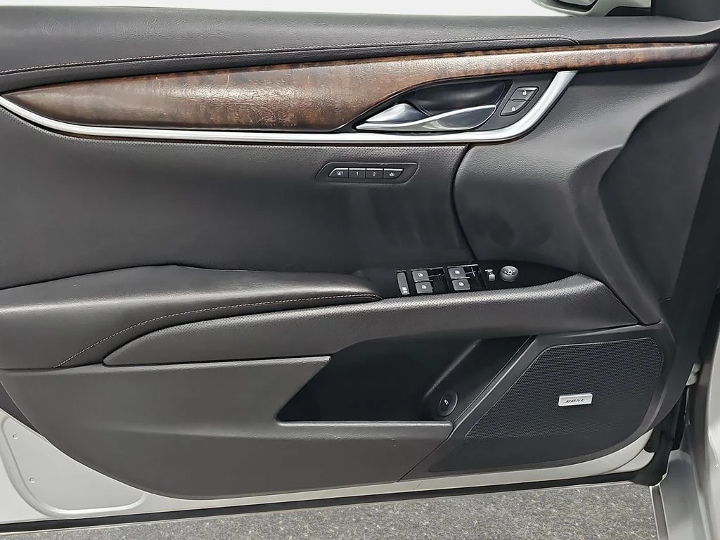 Used 2018 Silver Cadillac Luxury image 29
