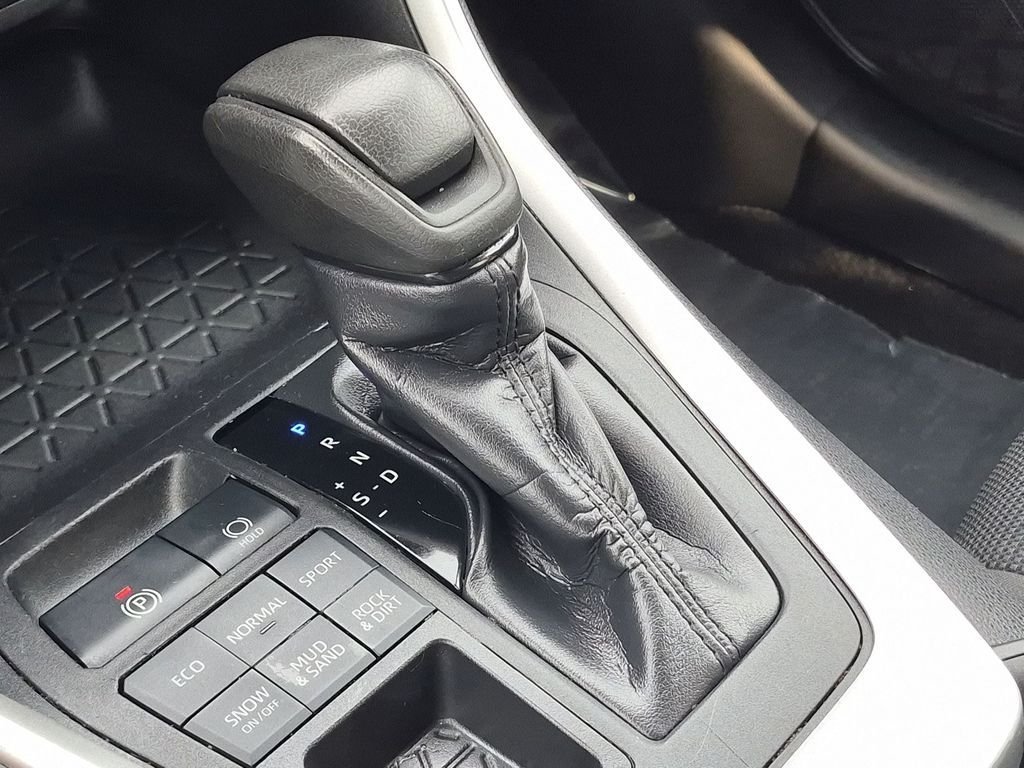 Used 2019 Gray Toyota LE image 28
