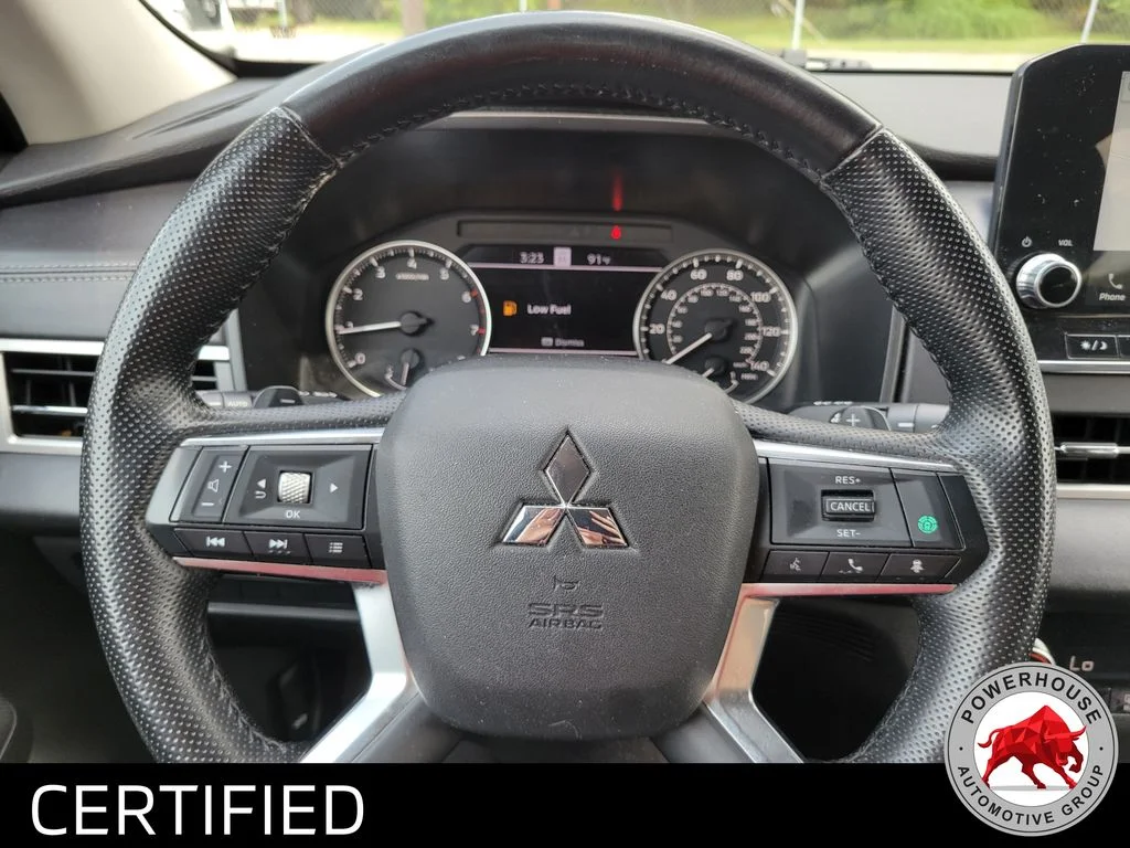 Used 2024  Mitsubishi SE image 33