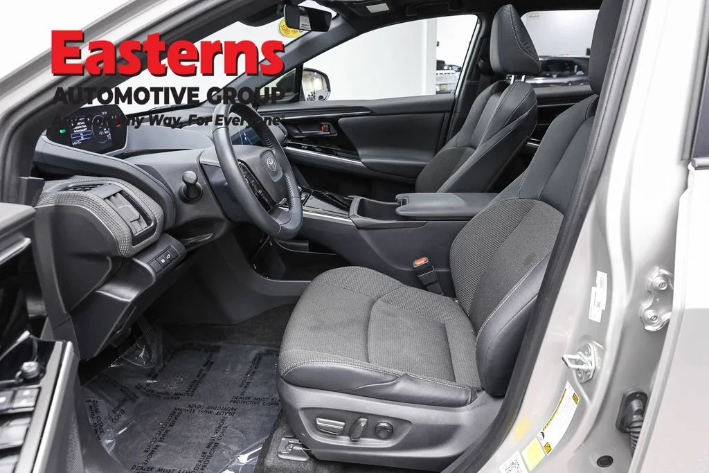 Used 2024 Silver Toyota XLE image 14