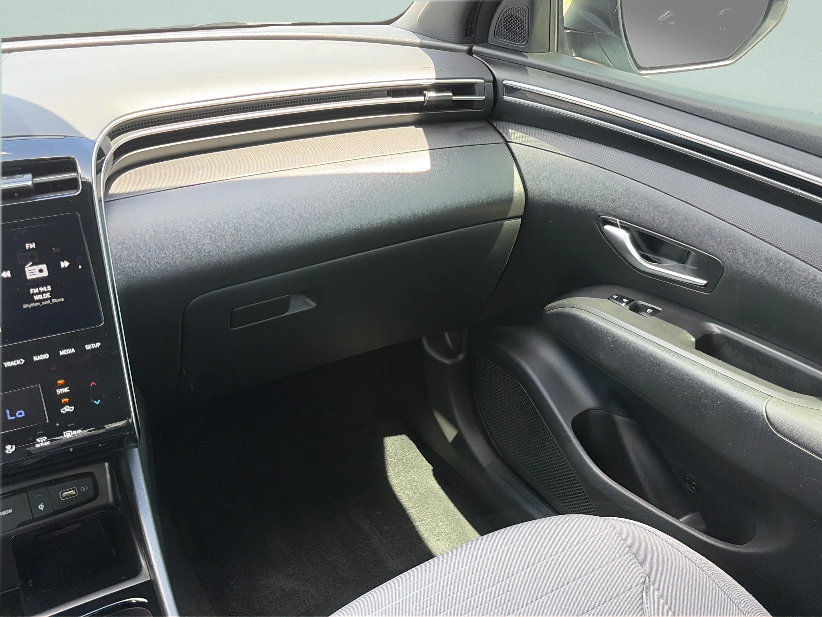 Used 2024 Blue Stone Hyundai SEL image 13