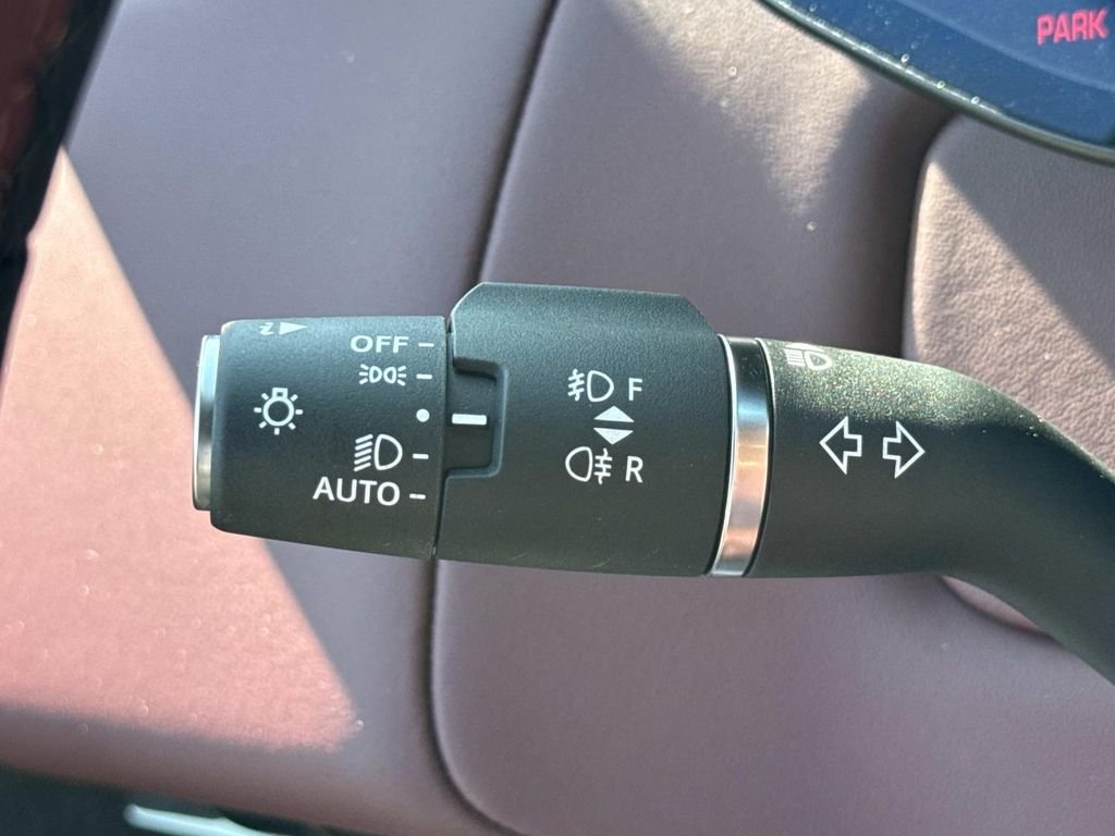 Certified Used 2026 Gray Land Rover Dynamic SE image 8