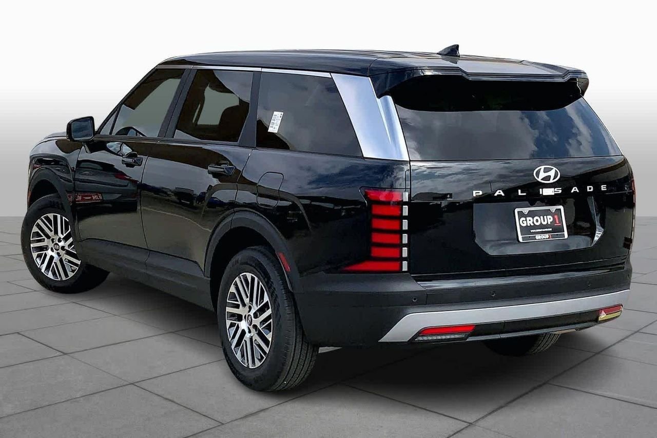 New 2026 Abyss Black Pearl Hyundai SE FWD image 12