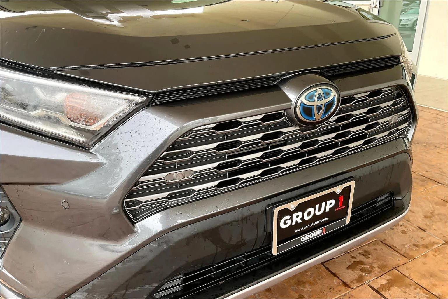Used 2020 Magnetic Gray Metallic Toyota Hybrid Limited image 28