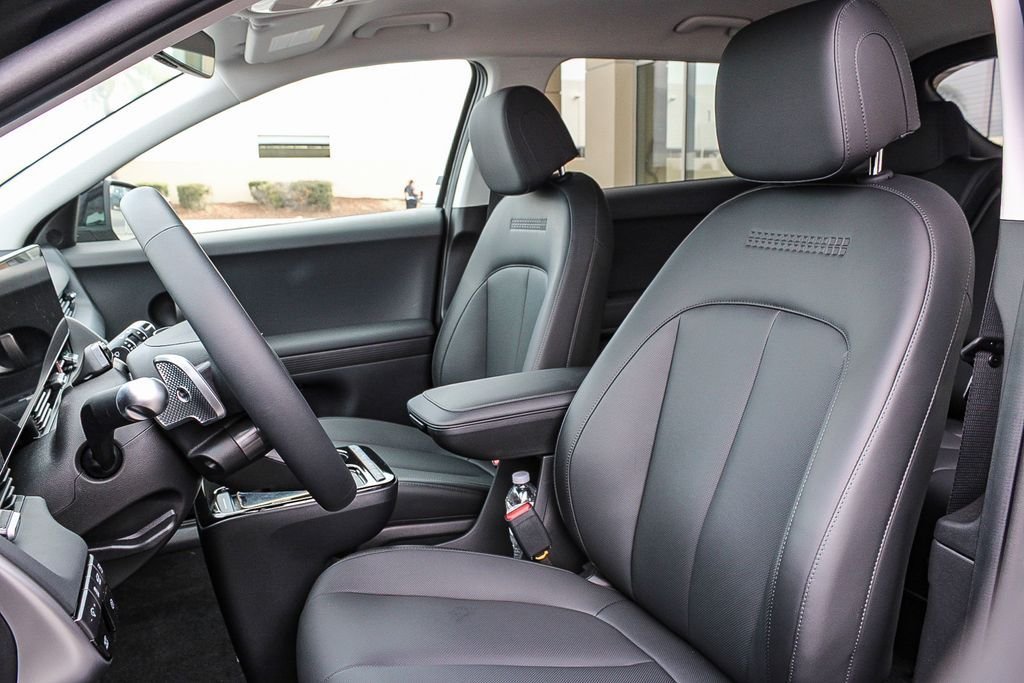 New 2026 Black Hyundai SEL image 18