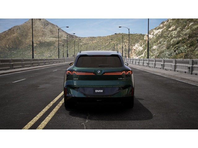 New 2027 Vancouver Green Metallic BMW  image 5