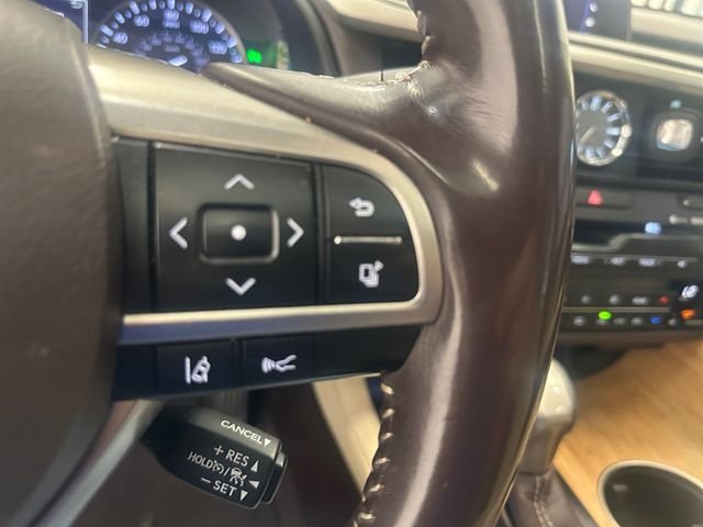 Used 2018 White Lexus 350L image 36
