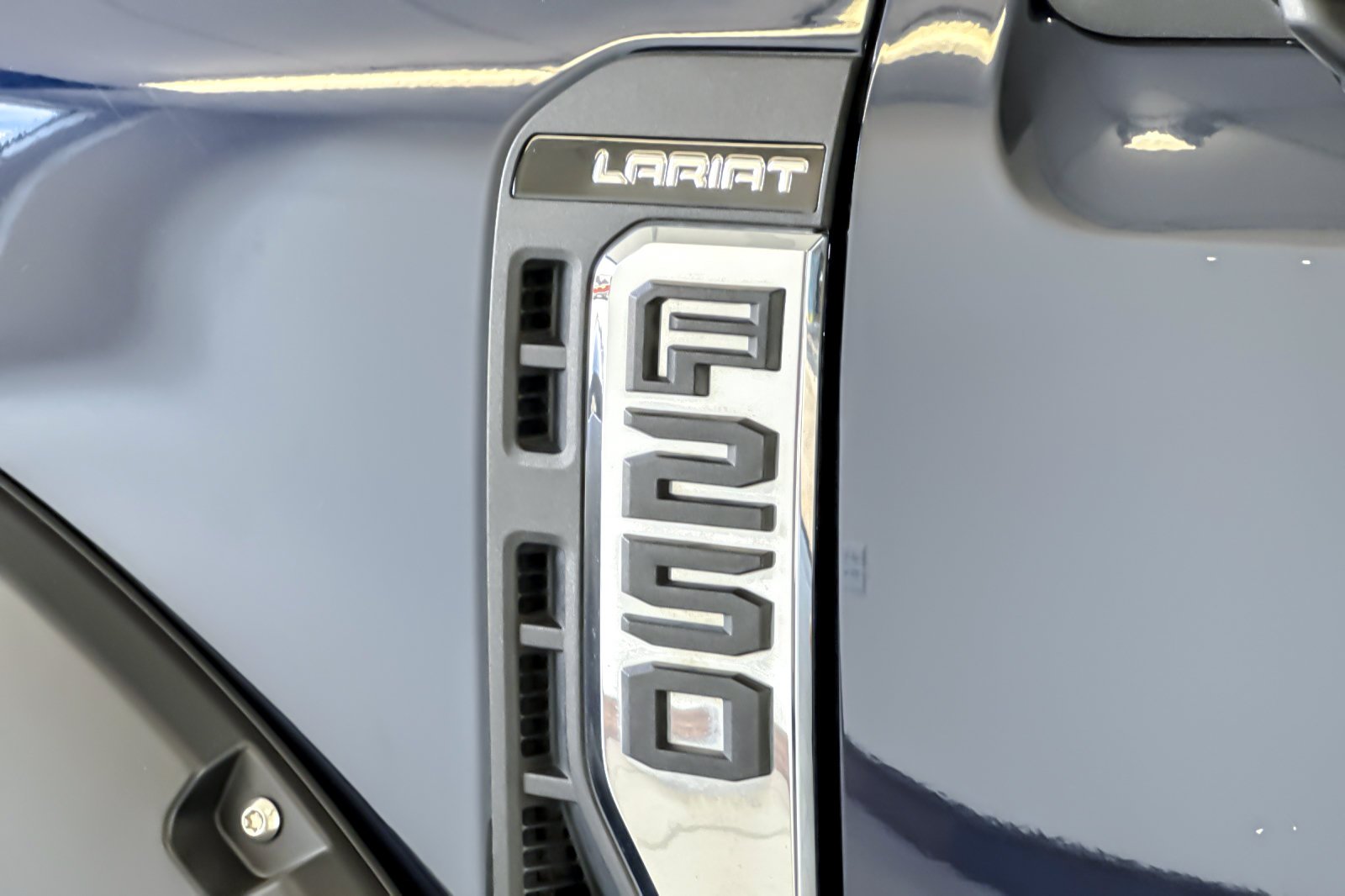 Certified Used 2023 Antimatter Blue Metallic Ford LARIAT image 27