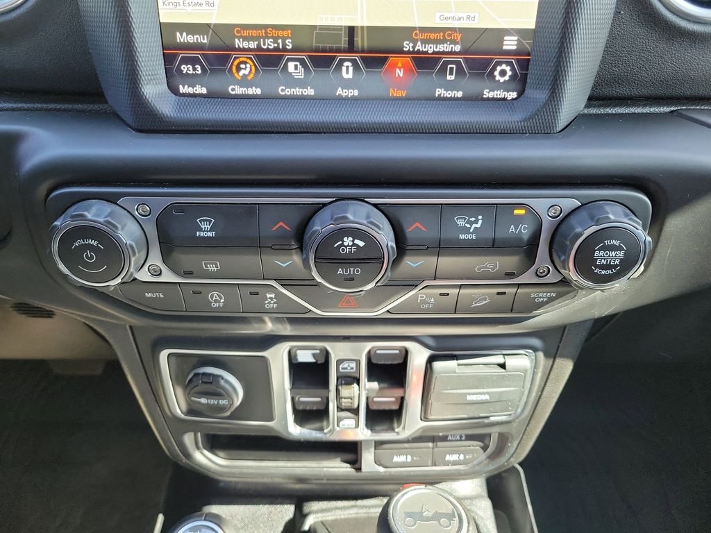 Used 2020 Blue Jeep Unlimited Sahara image 35