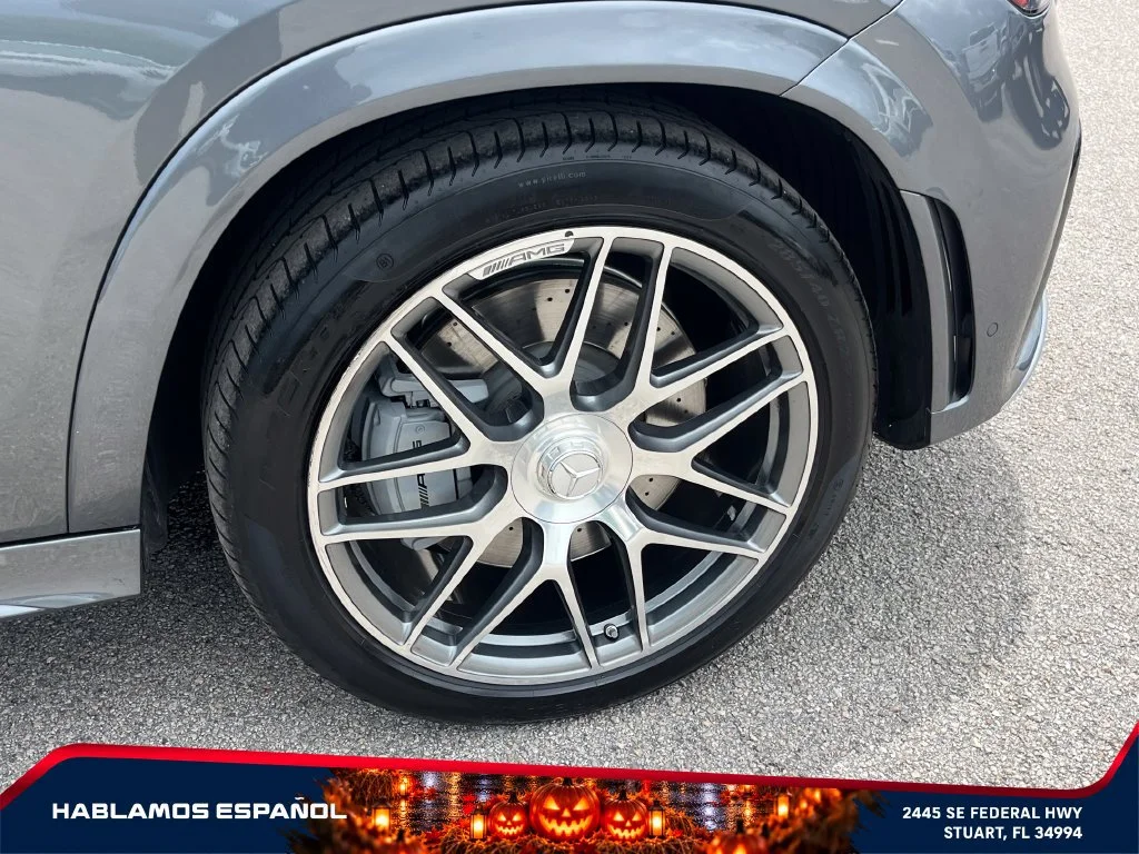 Used 2021 Gray Mercedes-Benz 4MATIC® image 20