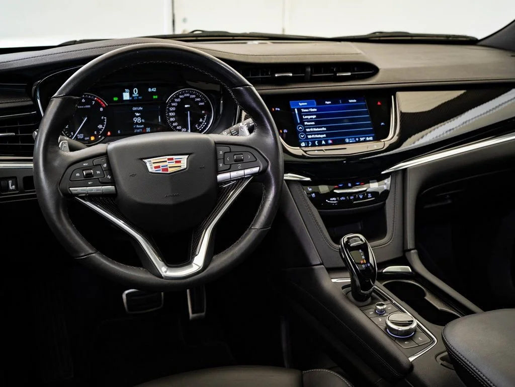 Used 2023 White Cadillac Sport image 4