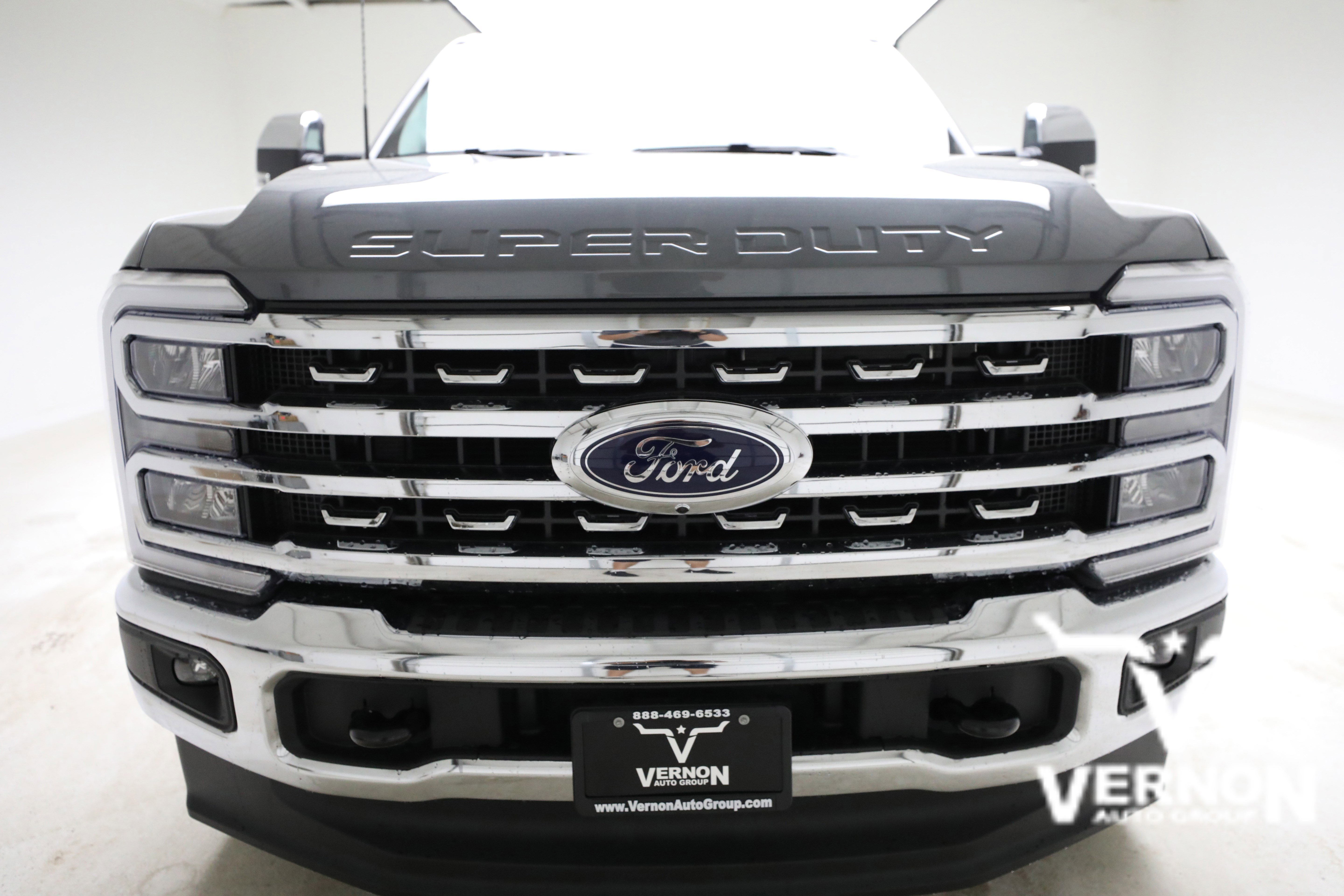 New 2026 Carbonized Gray Metallic Ford  image 8
