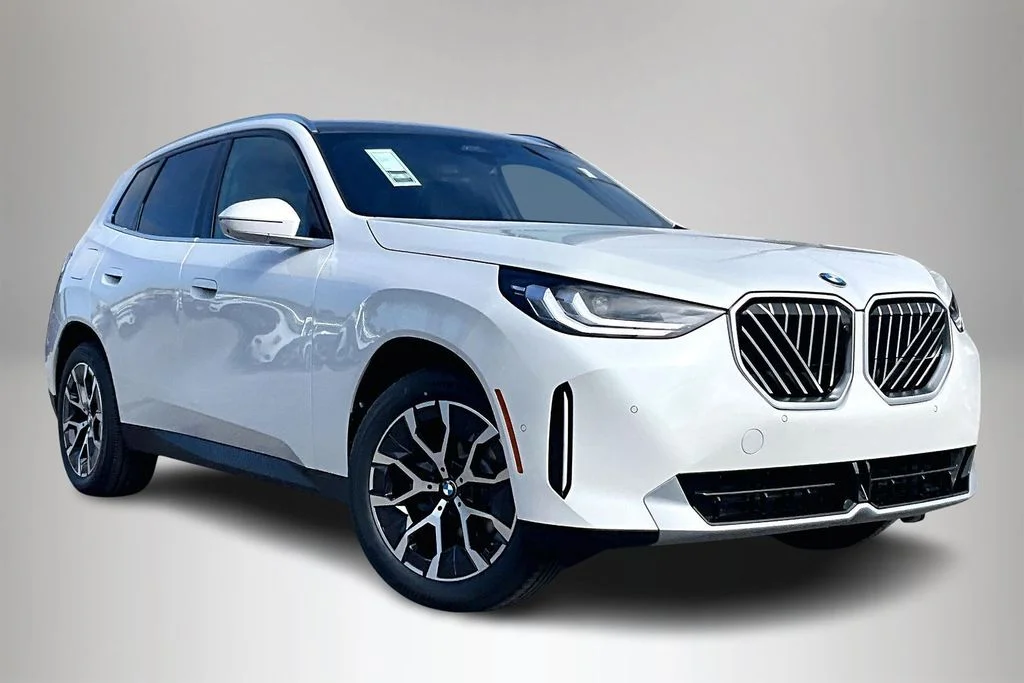 2026 BMW X3 30 XDRIVE's photo