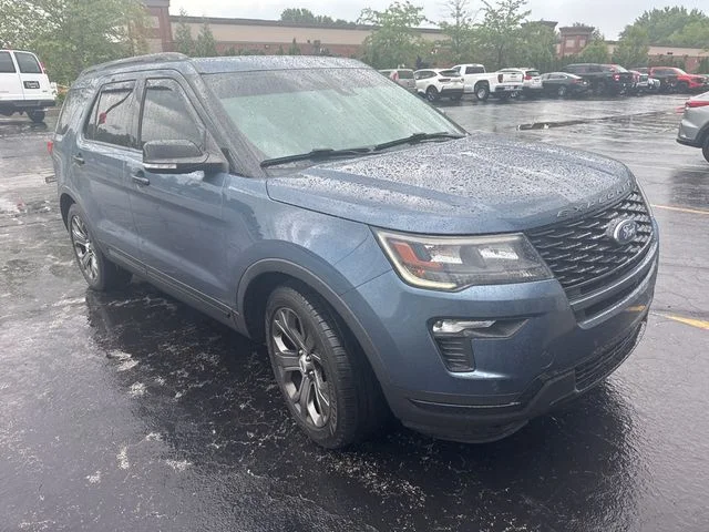 Used 2018 Blue Ford Sport image 2