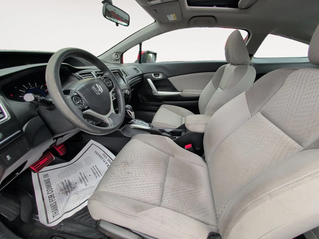 Used 2014 Red Honda EX image 9