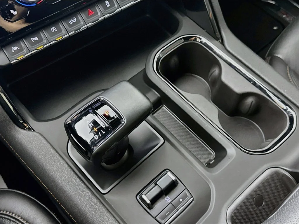 Used 2025 Black GMC AT4 image 21