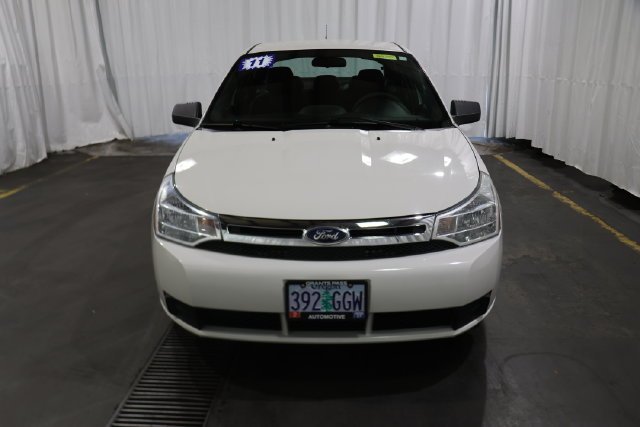 Used 2011 White Ford SE image 7
