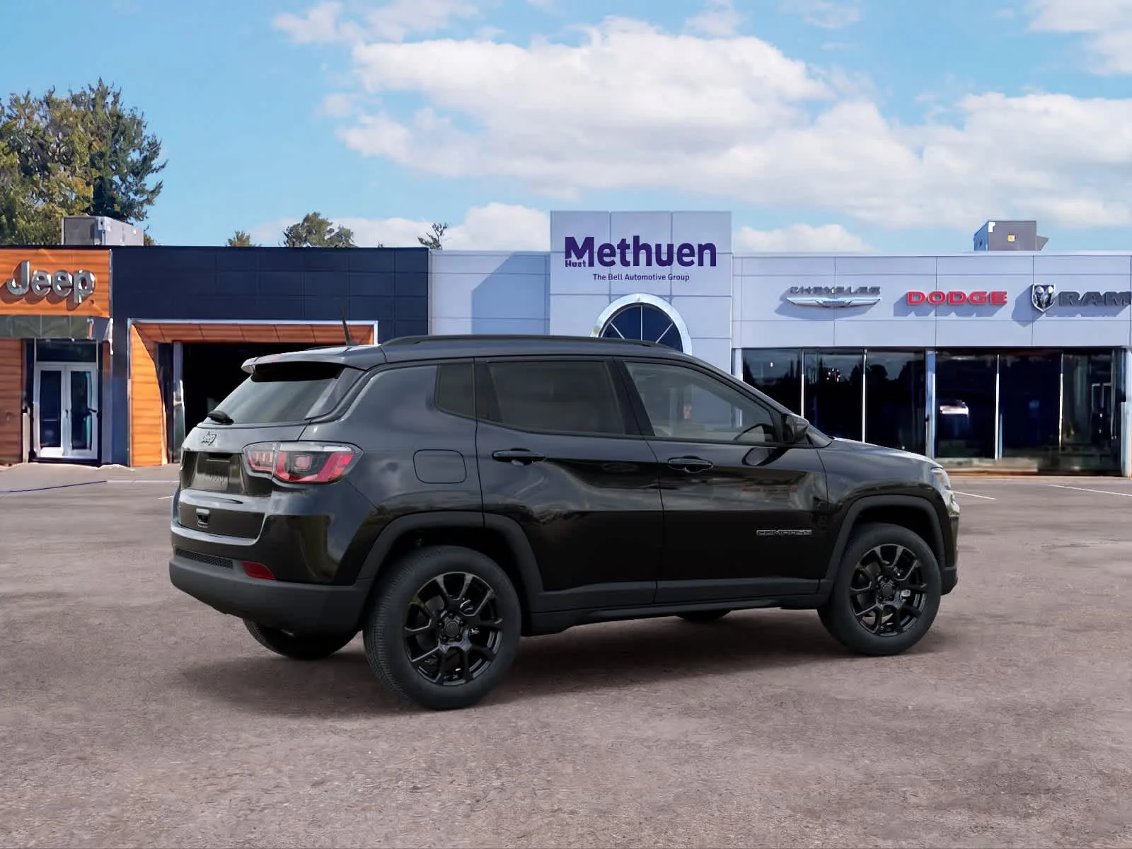 New 2026 Diamond Black Crystal Pearlcoat Jeep Latitude Altitude image 4