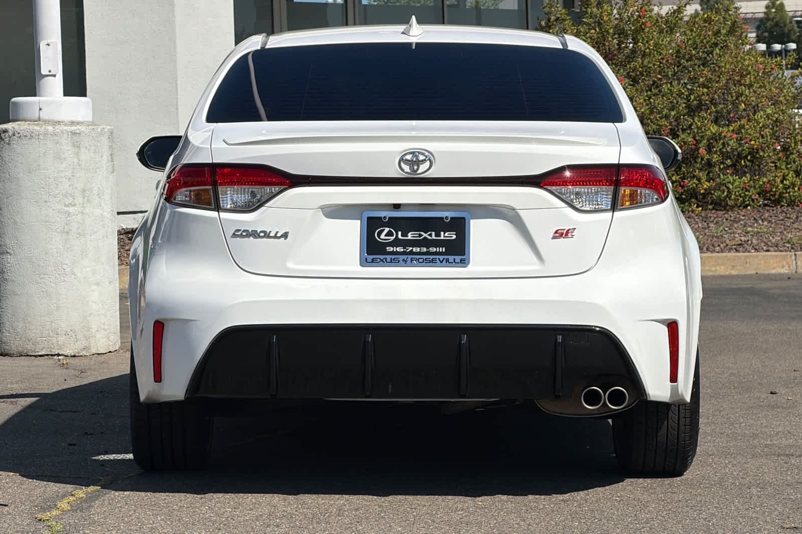 Used 2024 Ice Cap Toyota SE image 8