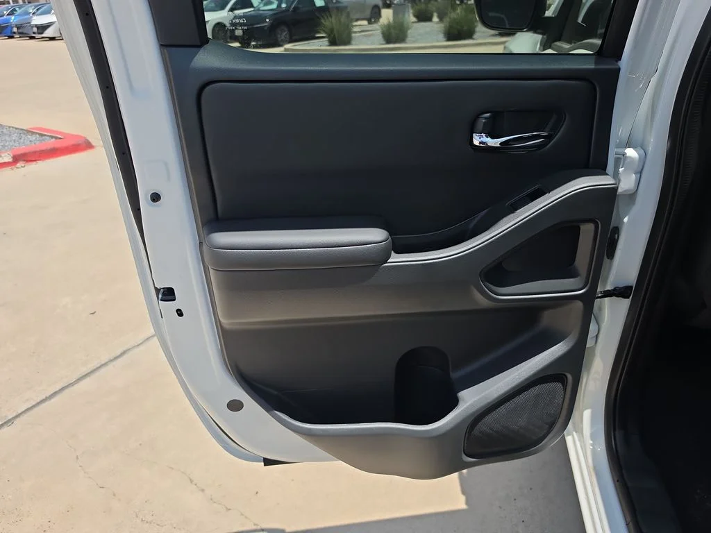 New 2026 Glacier White Nissan Crew Cab SV image 36