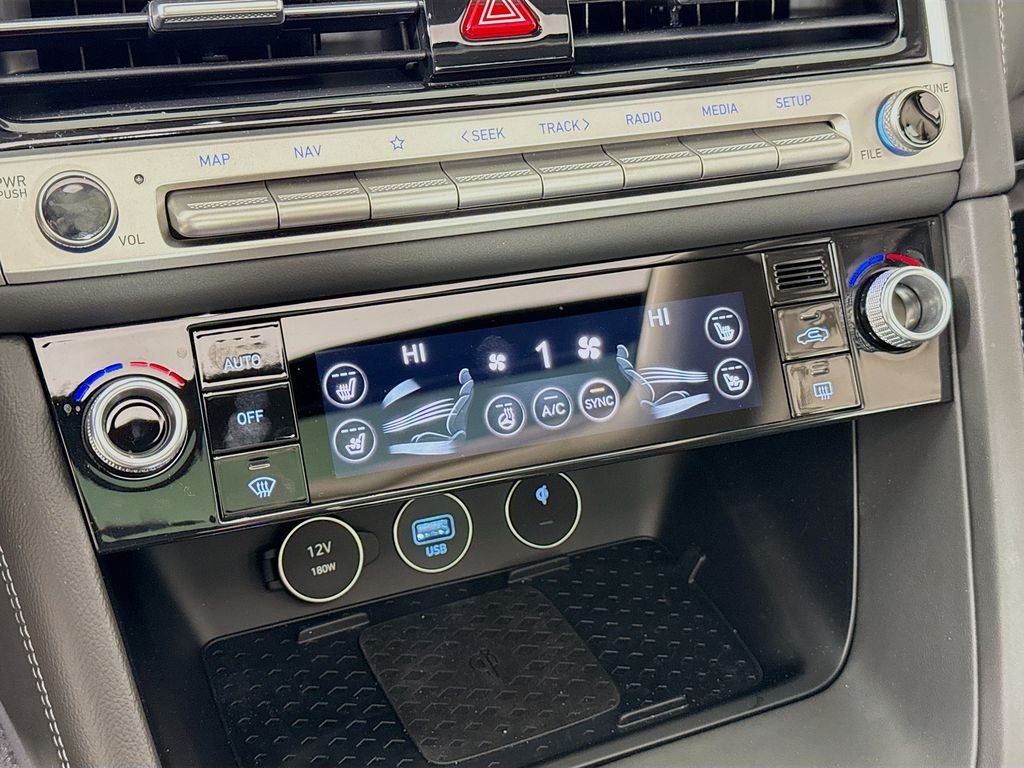 2026 GENESIS G70 Prestige - Photo 16