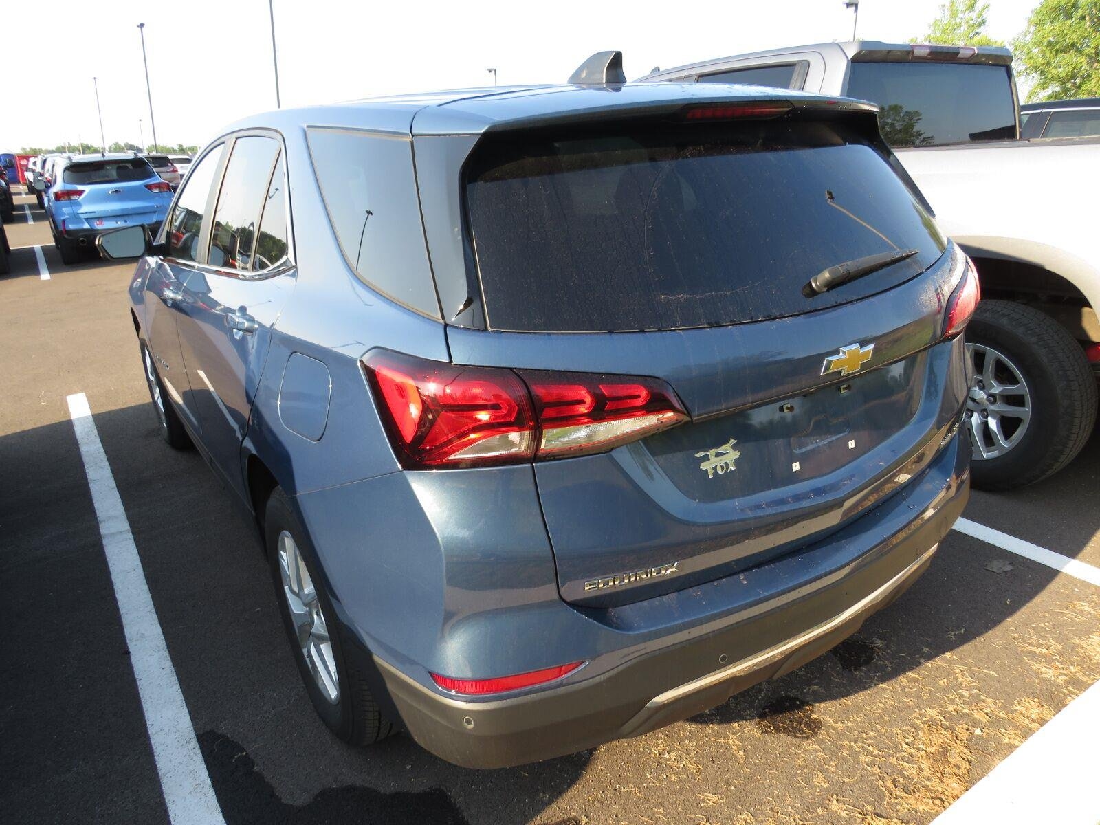 Used 2024 Lakeshore Blue Metallic Chevrolet LT image 9