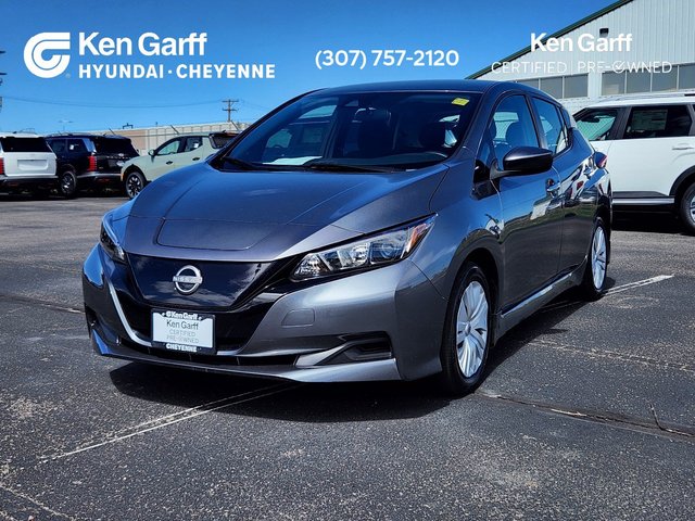 2025 Nissan LEAF S