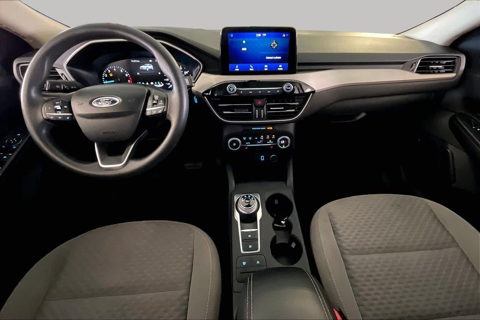 Used 2020 Blue Metallic Ford SE image 14