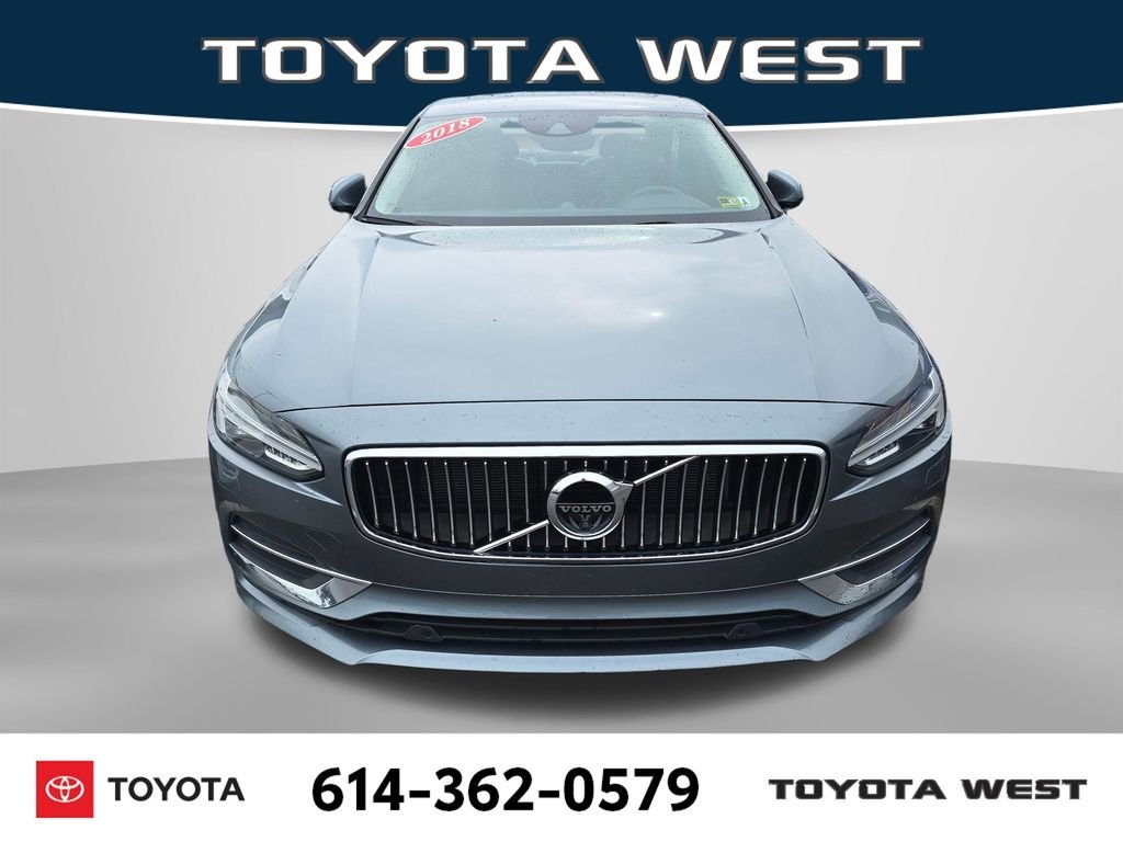 Used 2018 Gray Volvo T6 Inscription image 2