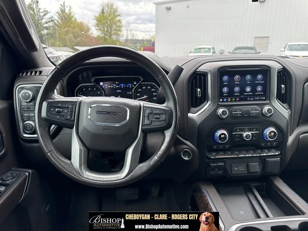 Pre-Owned 2020 GMC Sierra 1500 Denali Crew Cab image 19