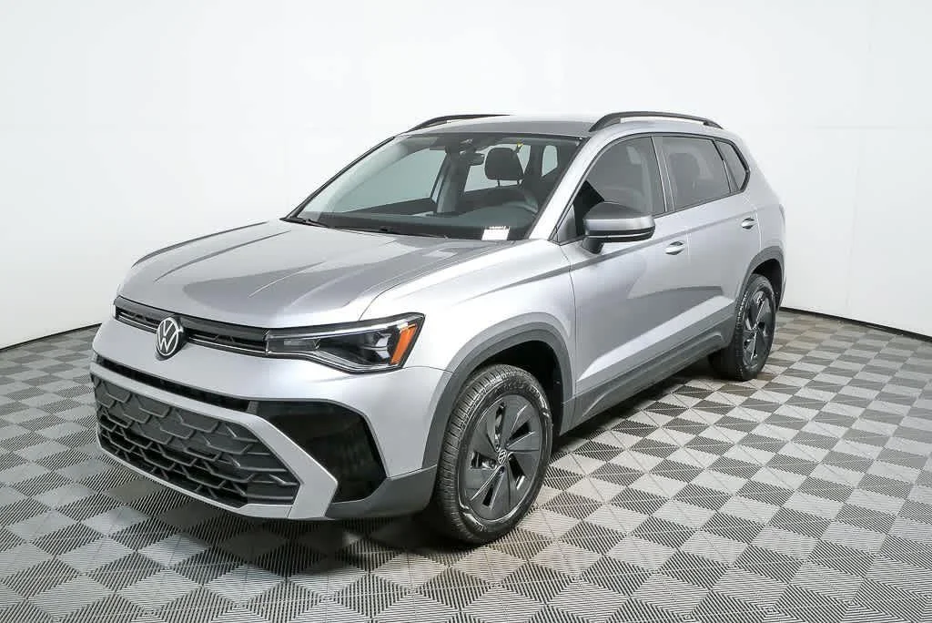 New 2026 Pyrite Silver Metallic Volkswagen S image 28