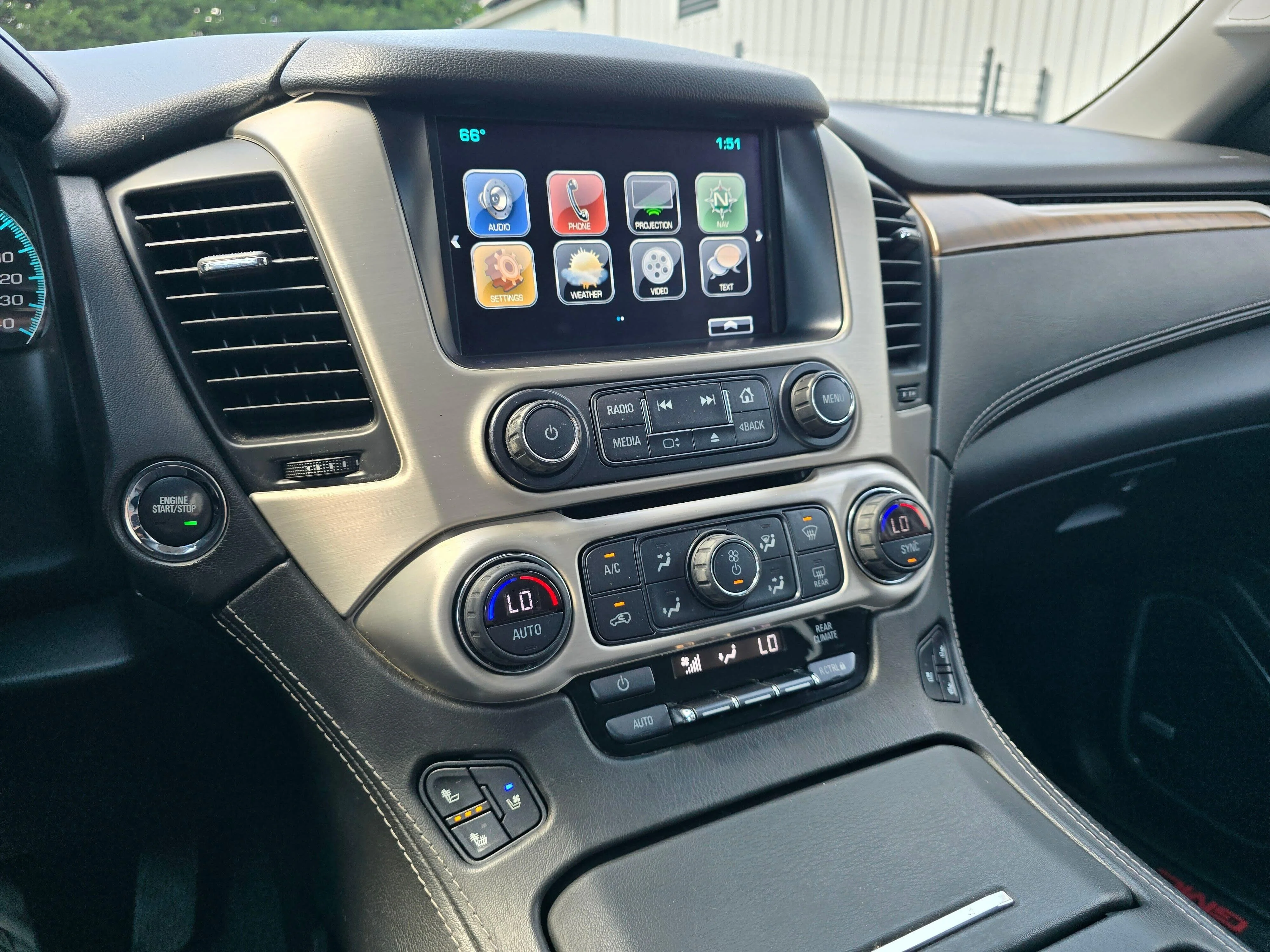 Used 2019 Sky GMC Denali image 22