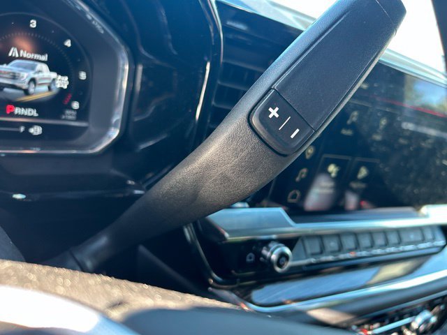 Used 2024 White GMC Elevation image 25