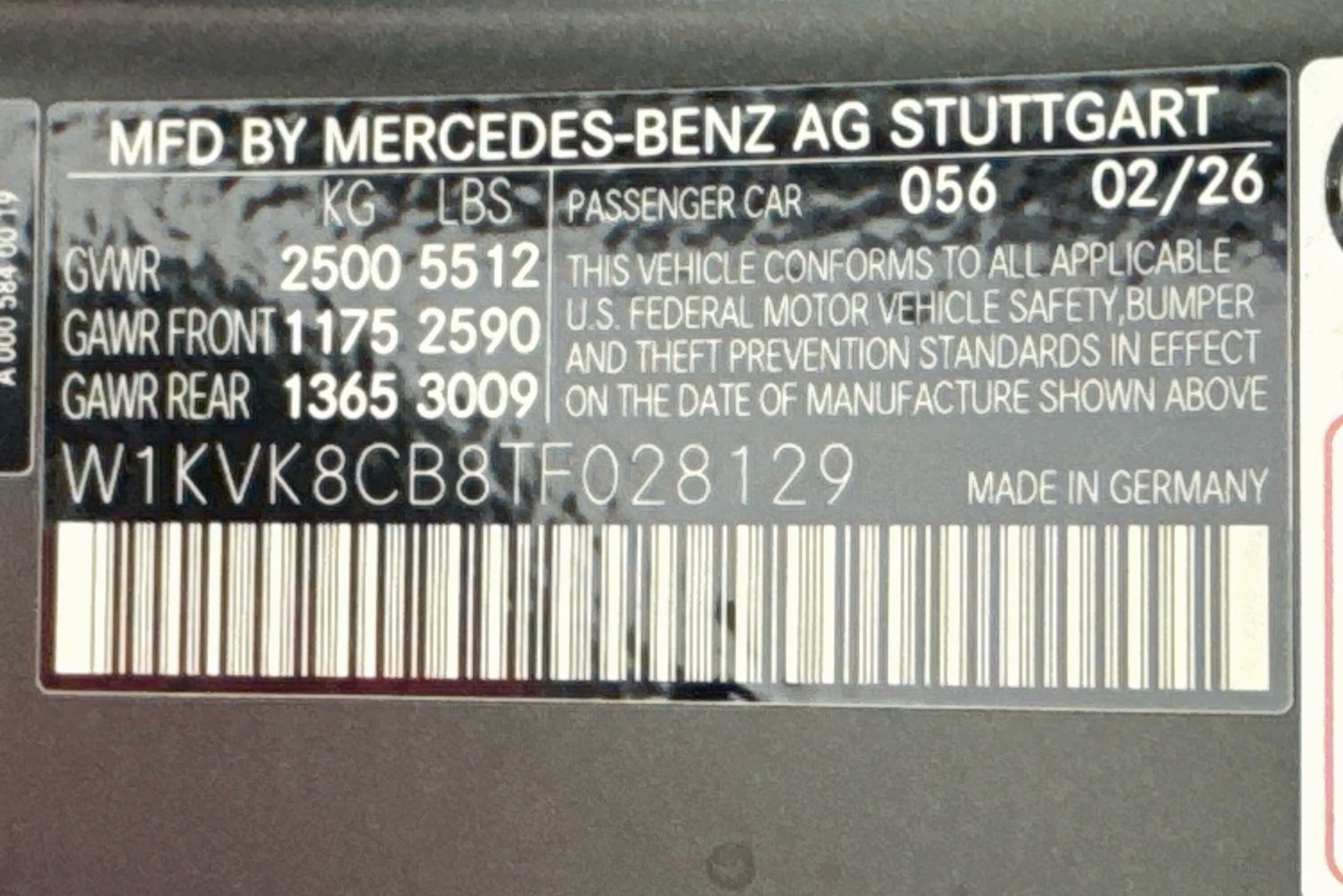 New 2026 MANUFAKTUR Night Black Magno Mercedes-Benz AMG® SL 63 S E Performance image 28
