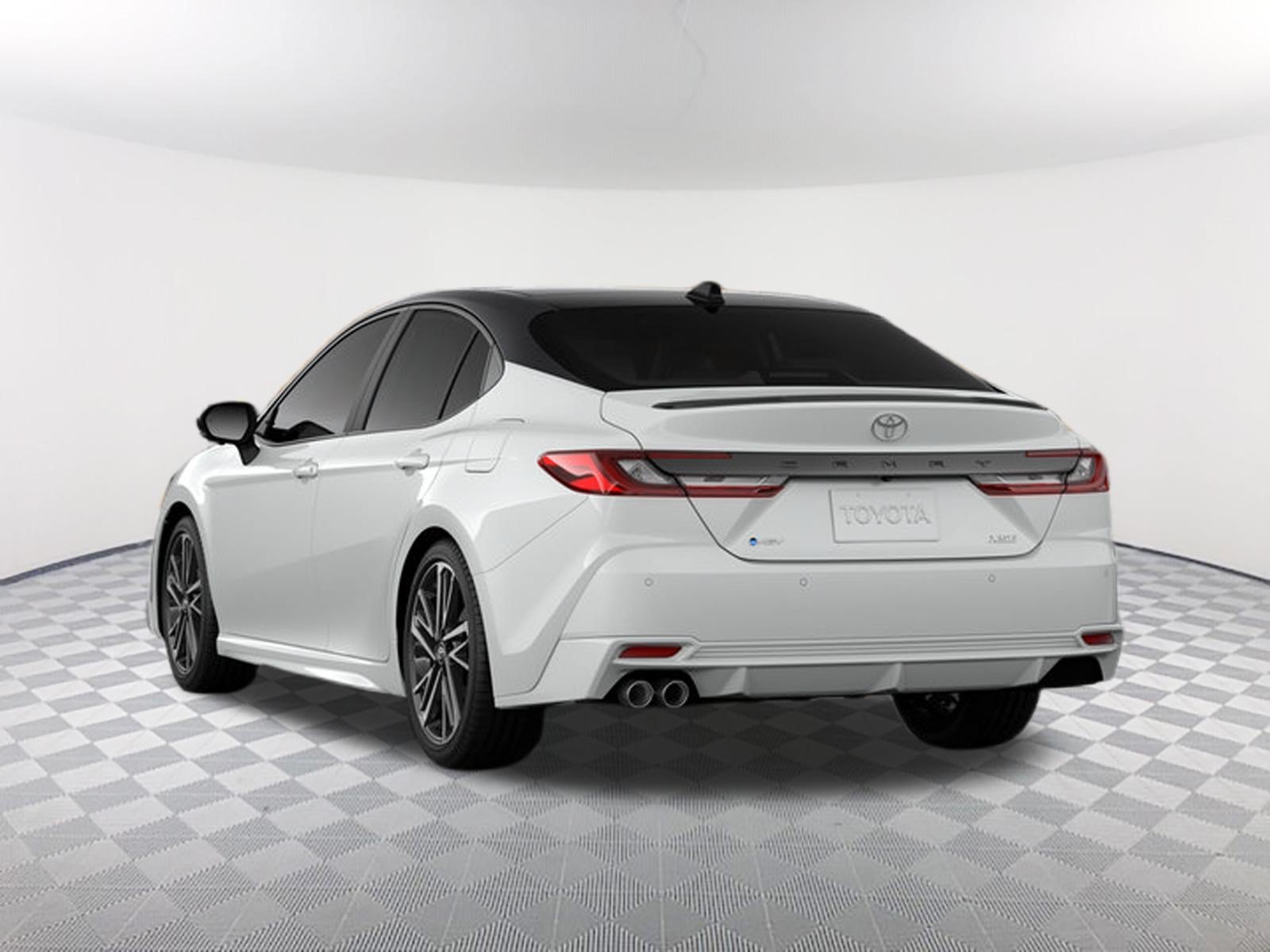 New 2026 Wind Chill Pearl with Midnight Black Metallic roof Toyota XSE image 7