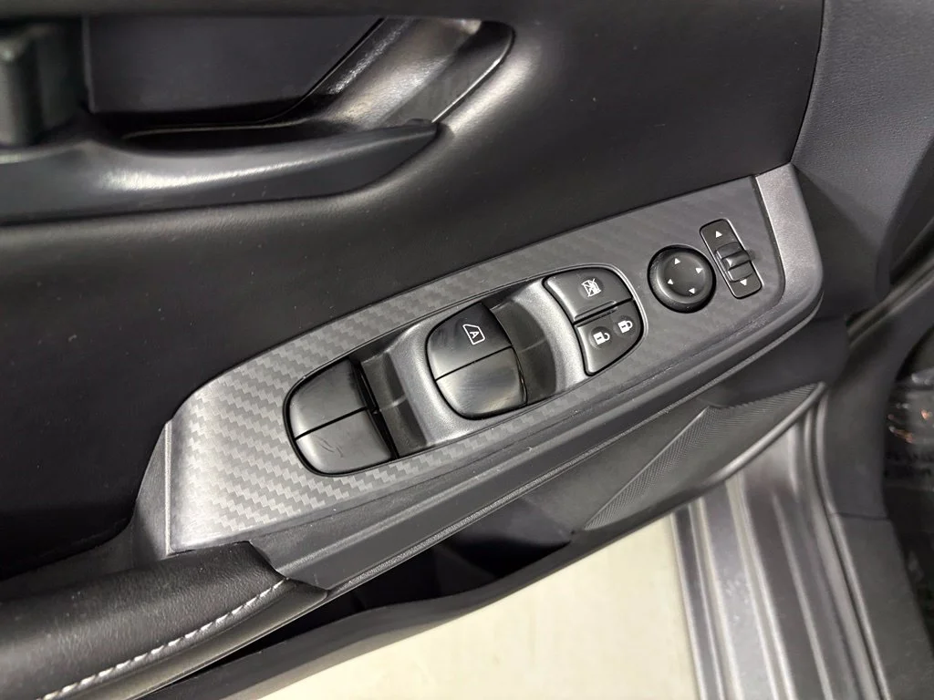 Used 2025 Gray Nissan S image 14
