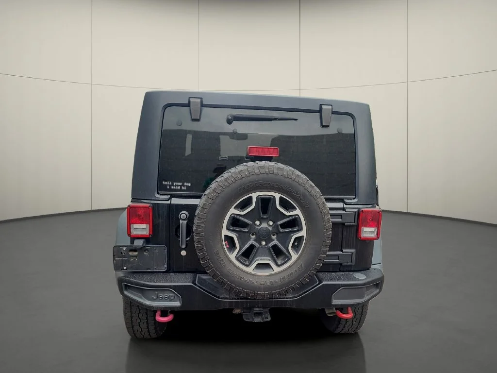 Used 2015 Black Jeep Unlimited Rubicon image 6