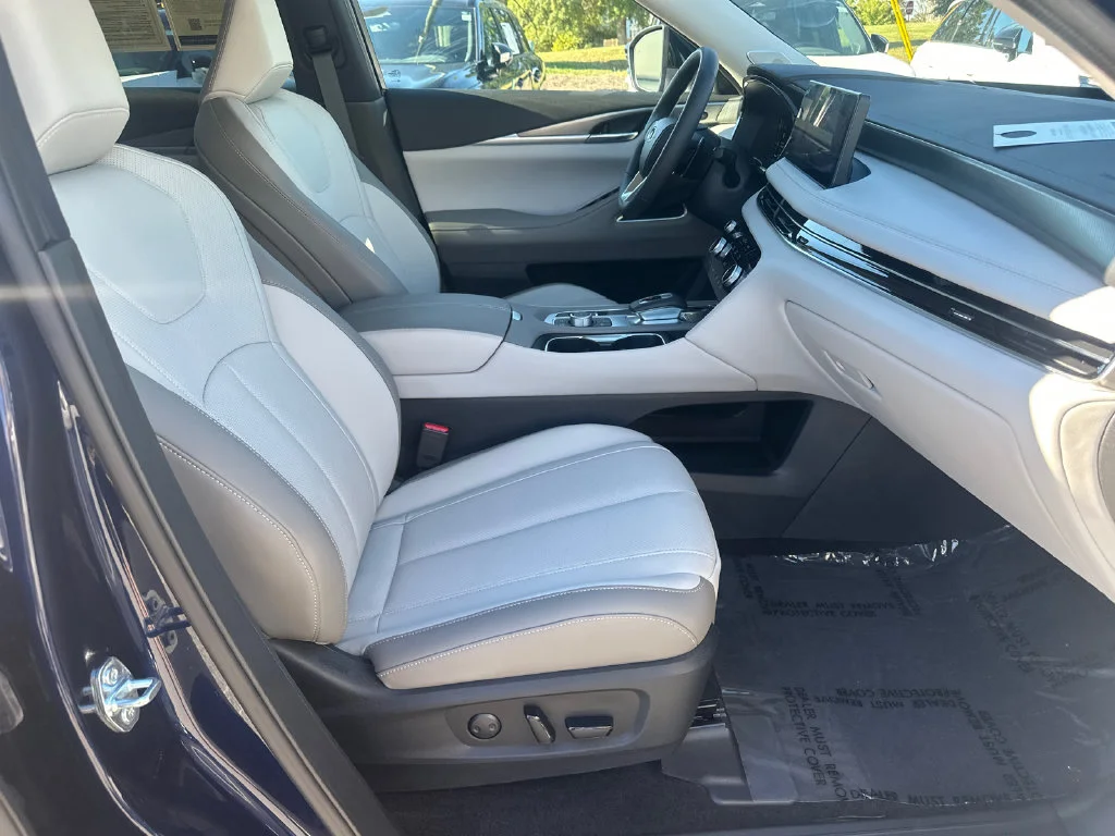 Certified Used 2027 Blue INFINITI LUXE image 11