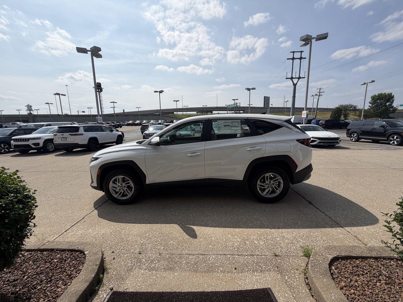 New 2026 White Pearl Hyundai SE AWD image 11