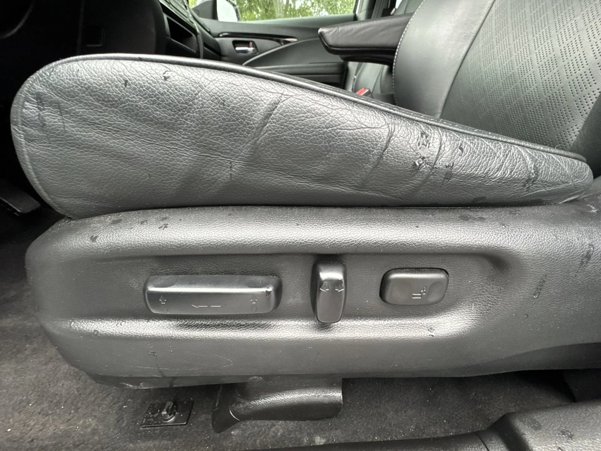 Used 2021 Platinum White Pearl Honda Touring image 12