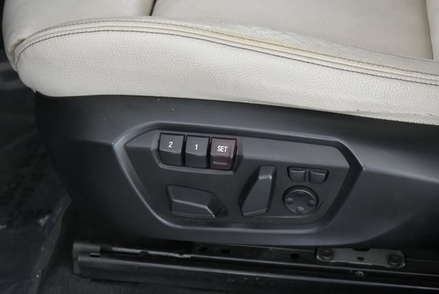Used 2015 Black BMW xDrive35i image 32