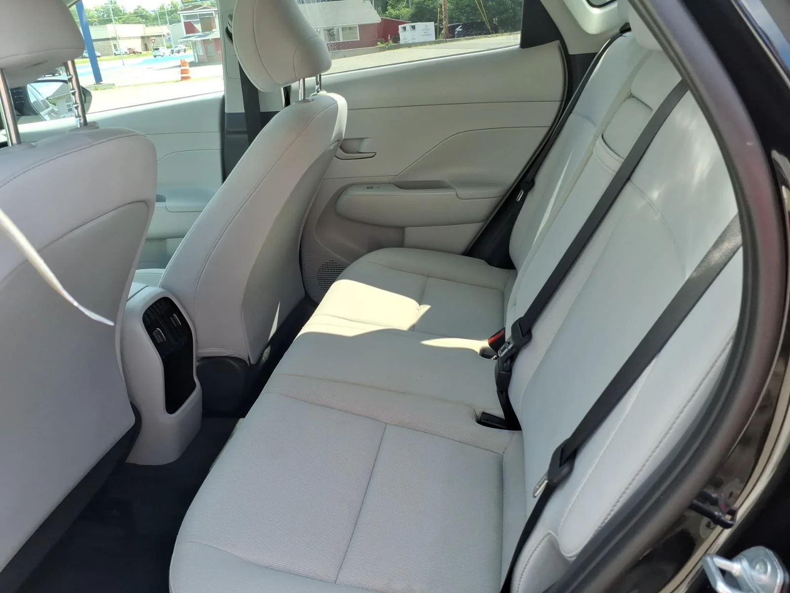 Used 2025 Abyss Black Hyundai SEL image 15