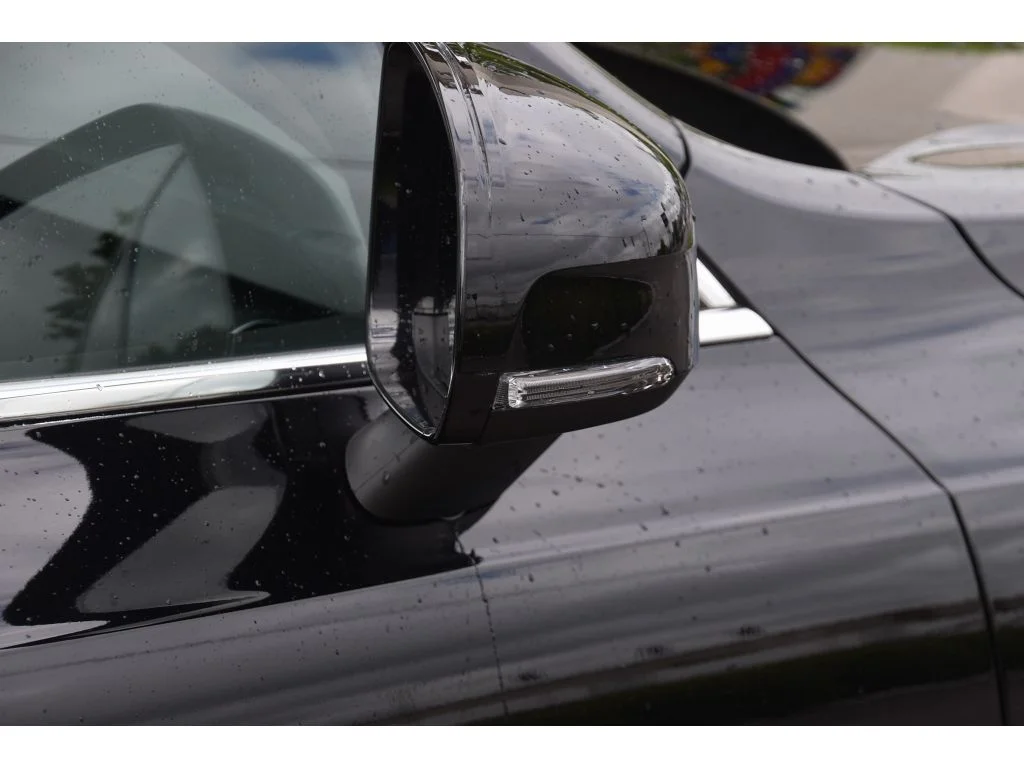 Certified Used 2023 Onyx Black Metallic Volvo Plus image 32