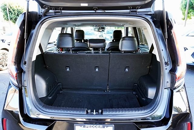 Used 2023 Black Kia GT-Line image 12