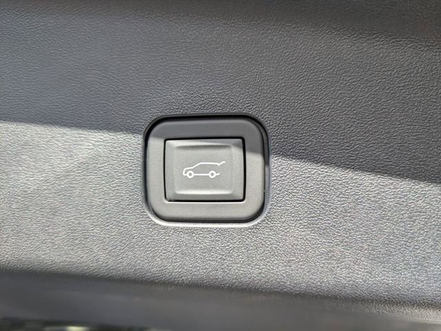 2026 Cadillac VISTIQ Luxury - Photo 14