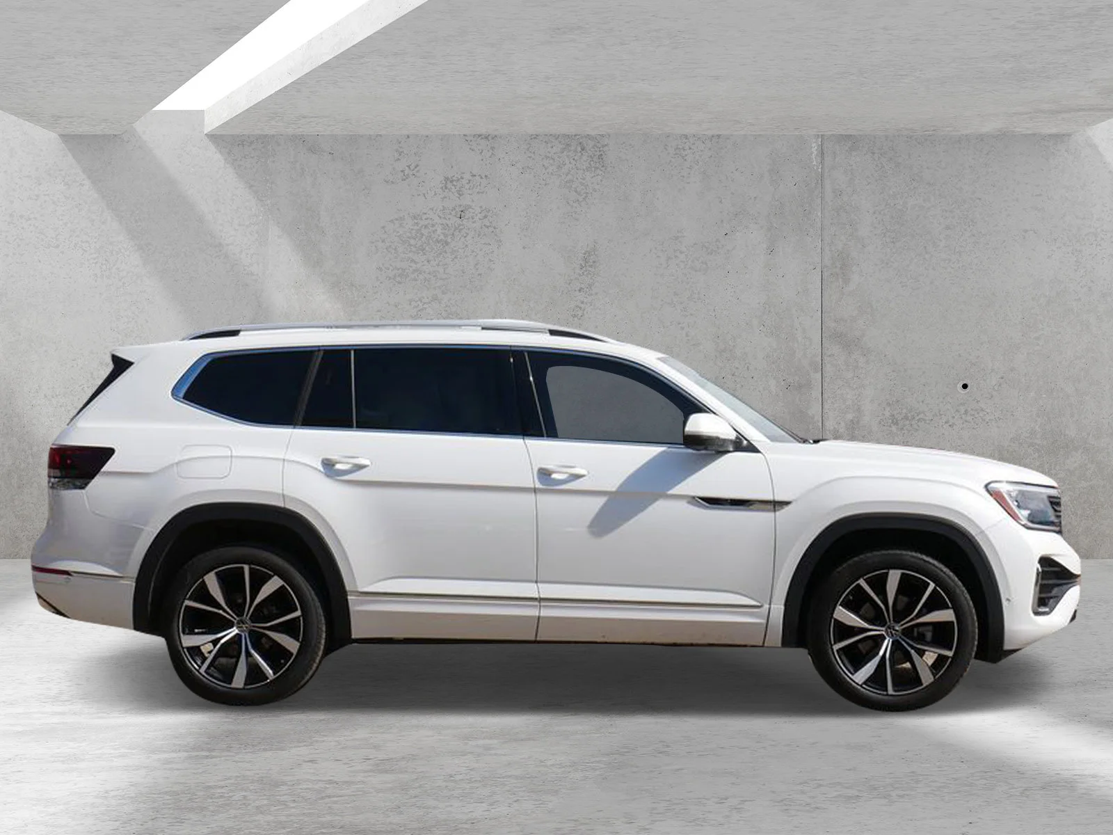 Certified 2024 Volkswagen Atlas SEL Premium R-Line with VIN 1V2FR2CA6RC621883 for sale in White Bear Lake, Minnesota
