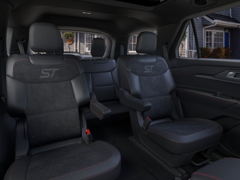 New 2026 Agate Black Metallic Ford ST image 11